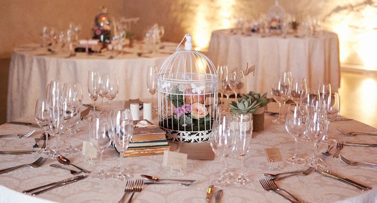 Flower Table Arrangements, My Pretty Vintage Wedding Stylists, Event Planners & Décor Hire, located in Paarl