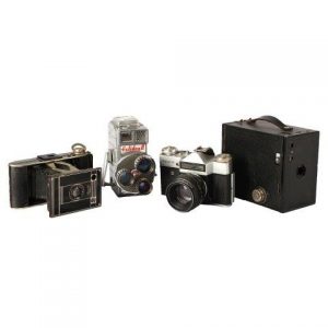 Prop Vintage Cameras Mixed