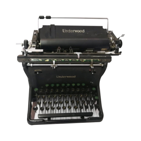 Props Typewriter Black Underwood